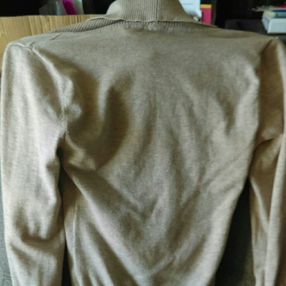Sweater - Picture 2 of 5